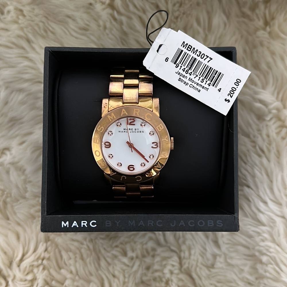 Marc Jacobs watch - Picture 3 of 6